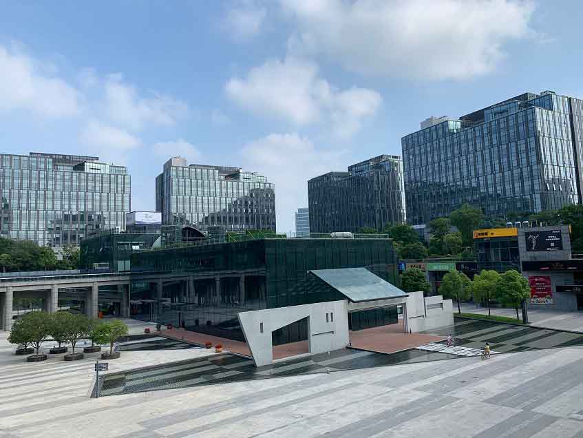 东方万国企业中心